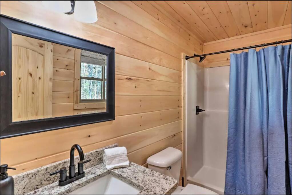 מרפי New Serene, Fun & Comfy Cabin- Covered Deck, Grill, Arcade מראה חיצוני תמונה